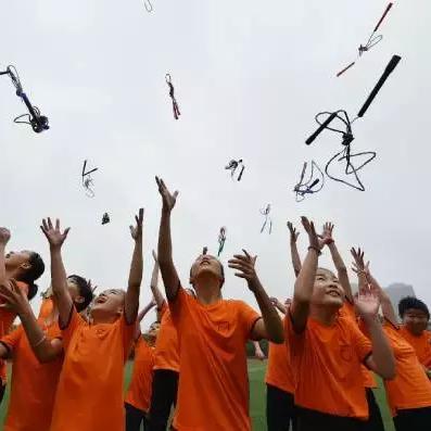 武汉15天天气预报，从火炉到凉秋，一场天气的温柔转折